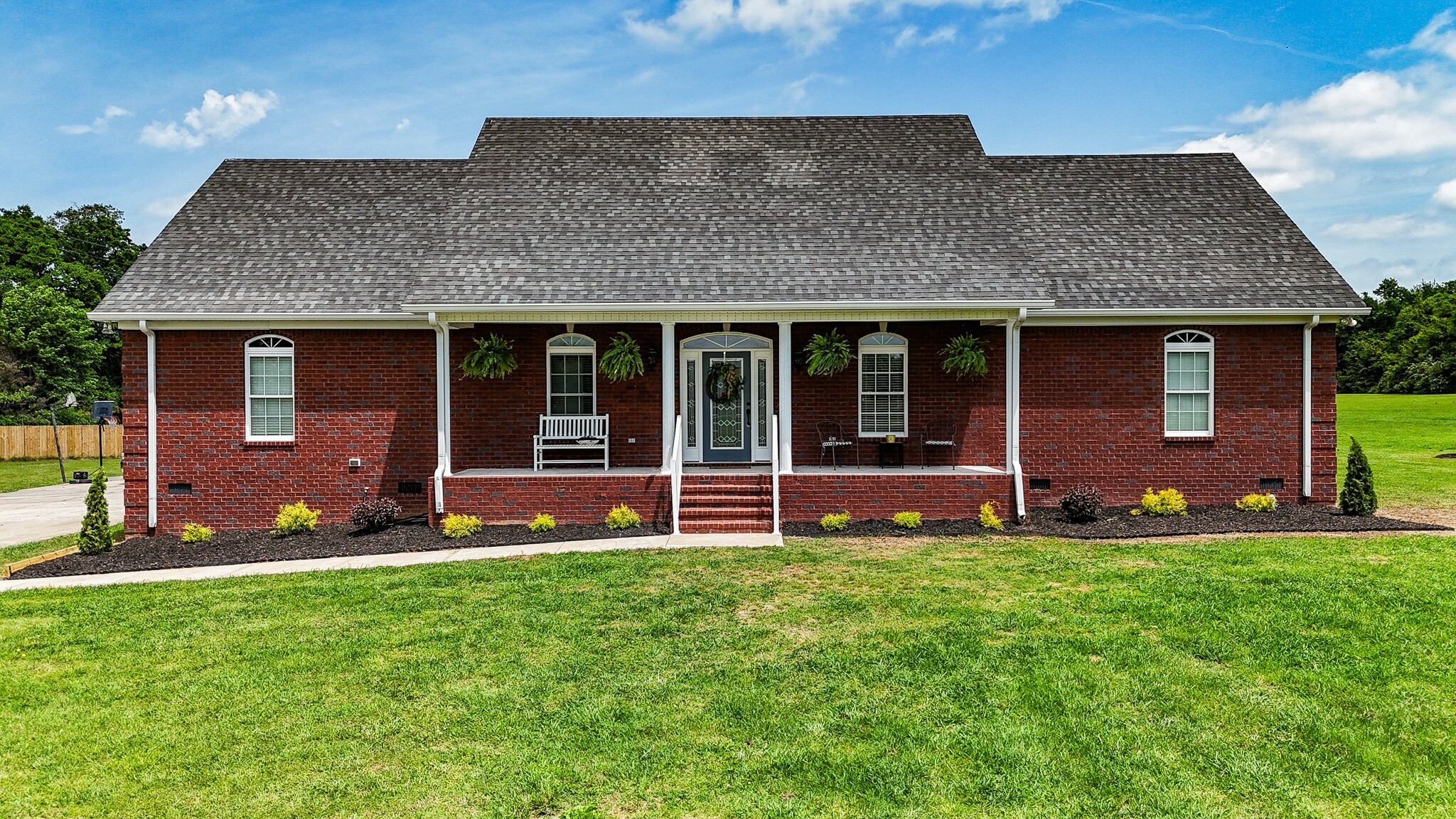 Property Photo: 215 Highway 82 E TN 37020