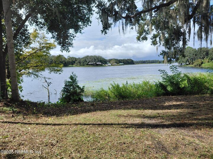 Property Photo: 232 S Main Street FL 32112