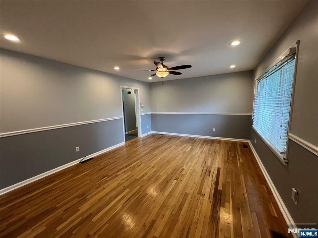 Property Photo:  514-516 Carmine Avenue R  NJ 07080 