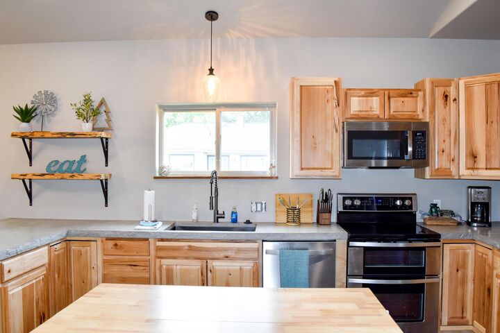 Property Photo:  720 1/2 6th Avenue  MT 59864 