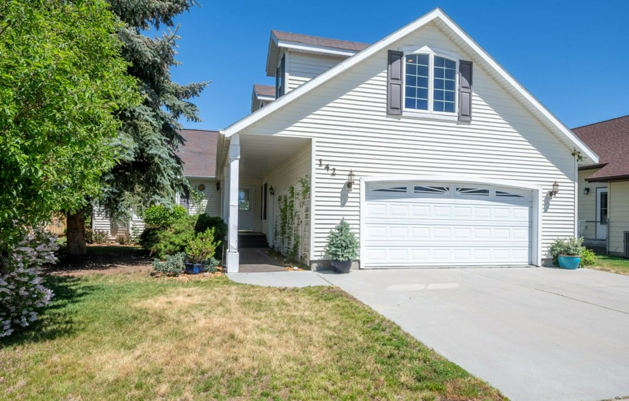 Property Photo: 142 Thomas Street MT 59840