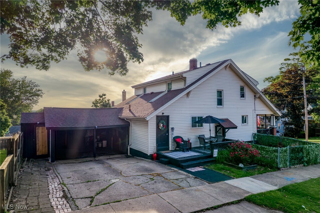 Property Photo: 716 Polk Avenue OH 44314