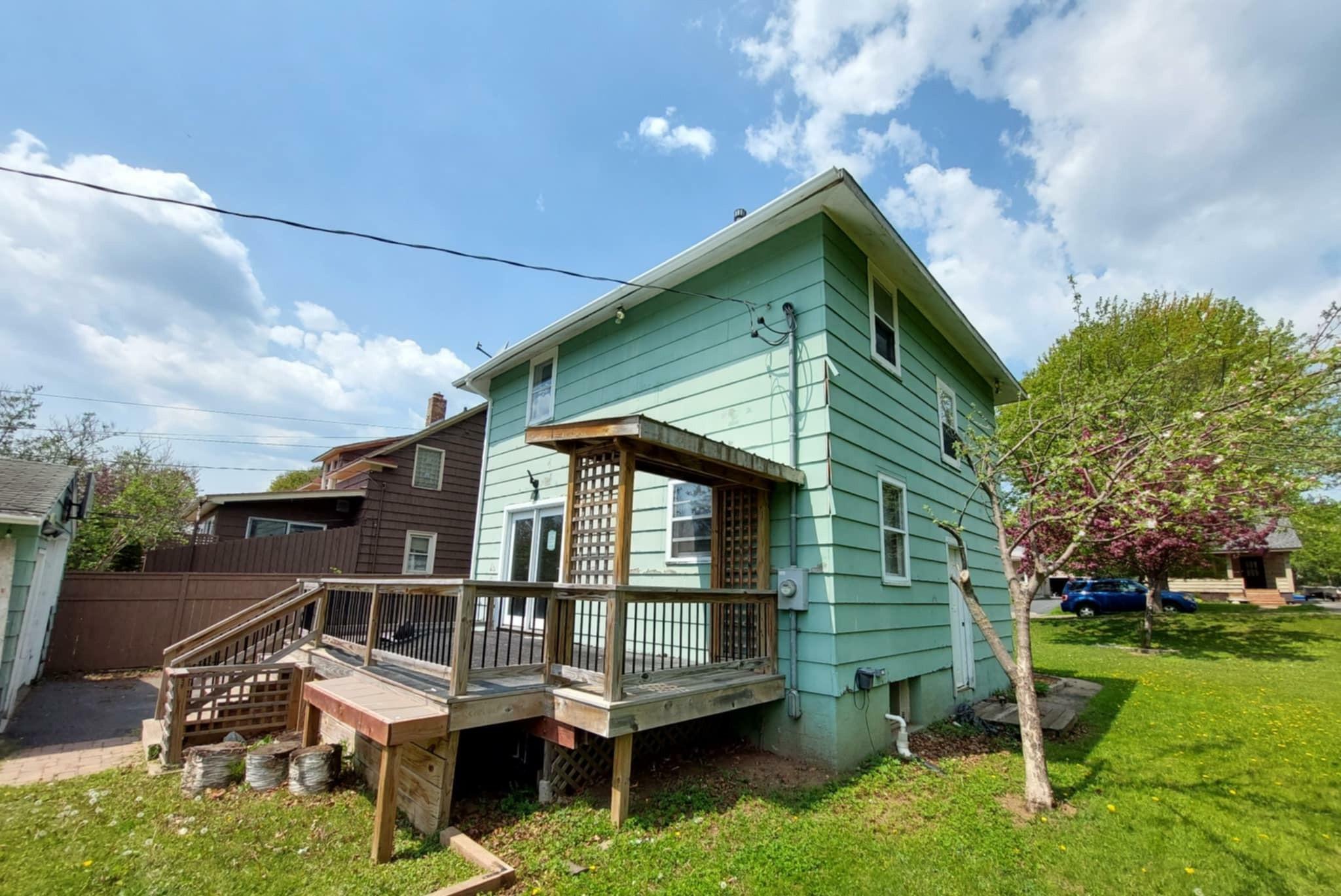 Property Photo: 18 E Wabasha Street MN 55803
