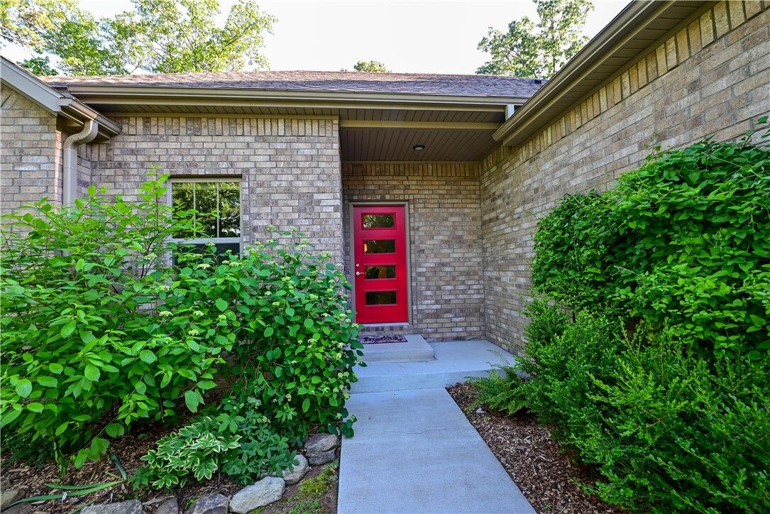 Property Photo: 29 Bassingham Drive AR 72715