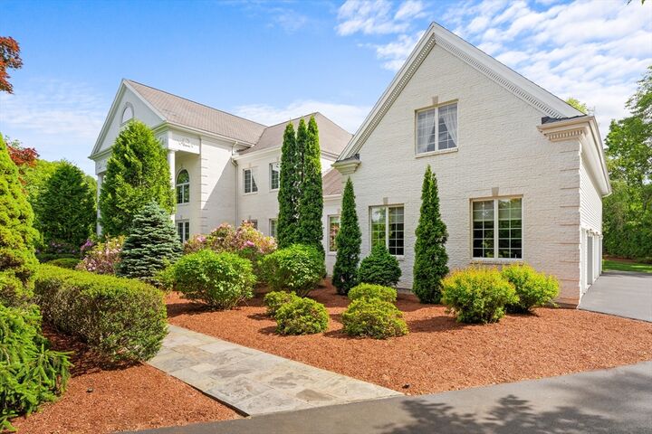 Property Photo:  6 Steel Rd  MA 01747