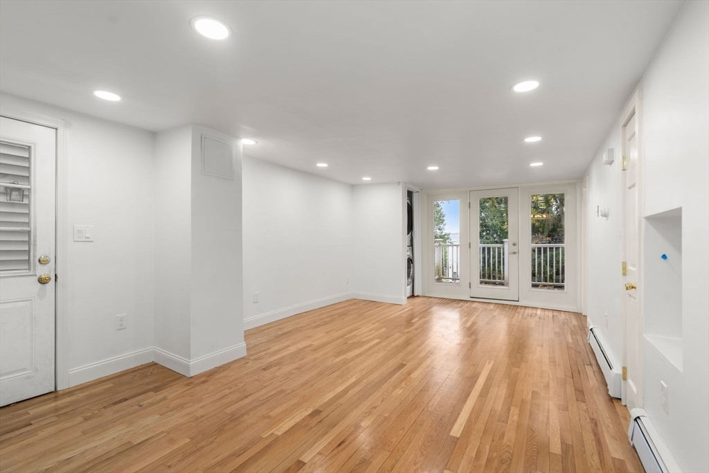 Property Photo: 431 E 6th St MA 02127
