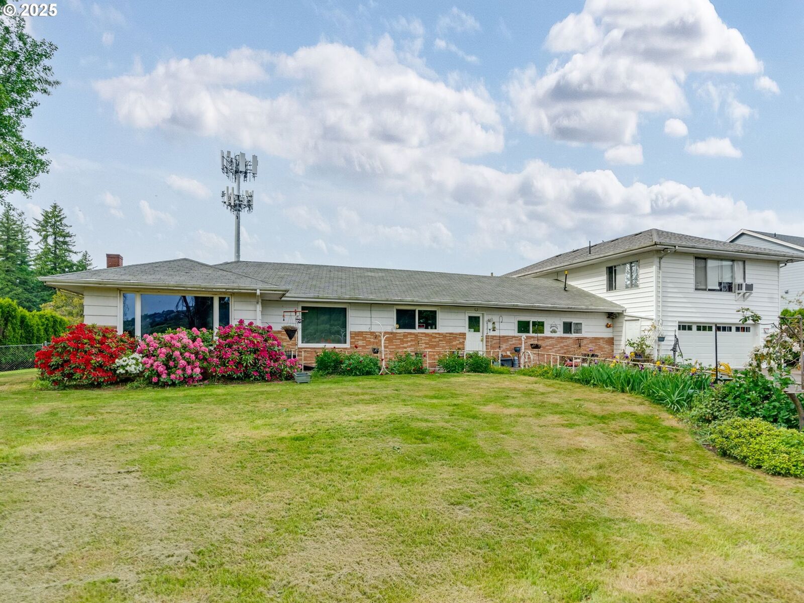 Property Photo:  3405 NW 38th Ave  WA 98607 