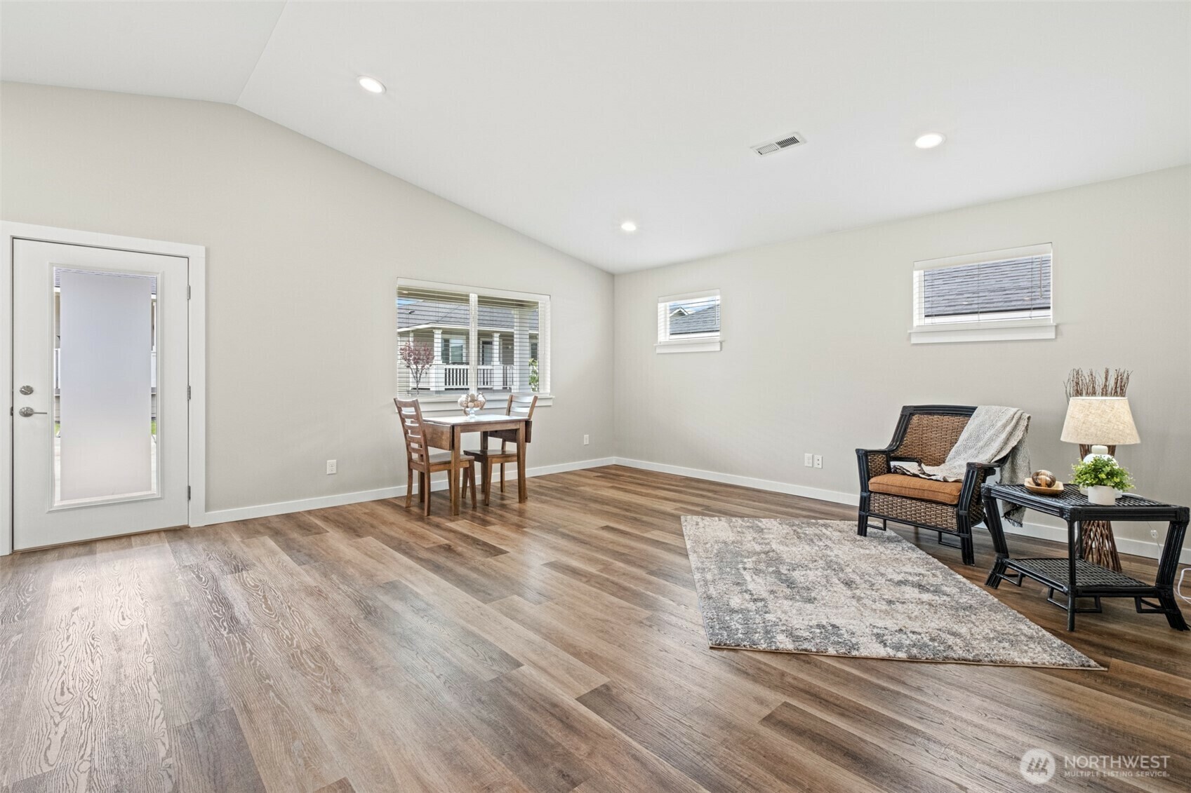 Property Photo: 123 E 9th Avenue 18 WA 98837