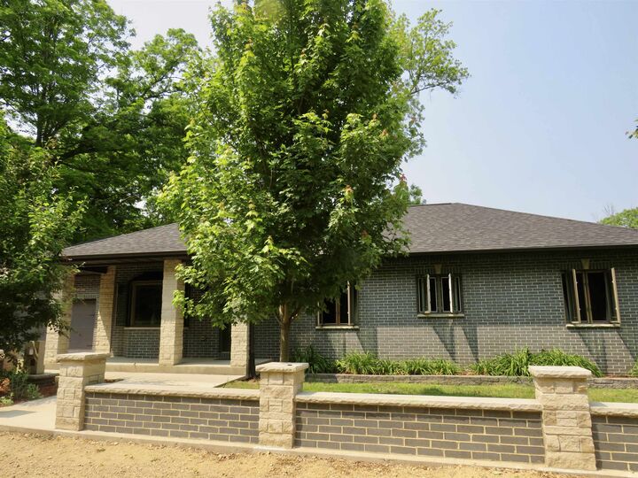 7498 Chestnut Drive  Galena IL 61036 photo