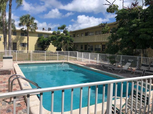 Property Photo: 1310 S Federal Highway S 3 FL 33460