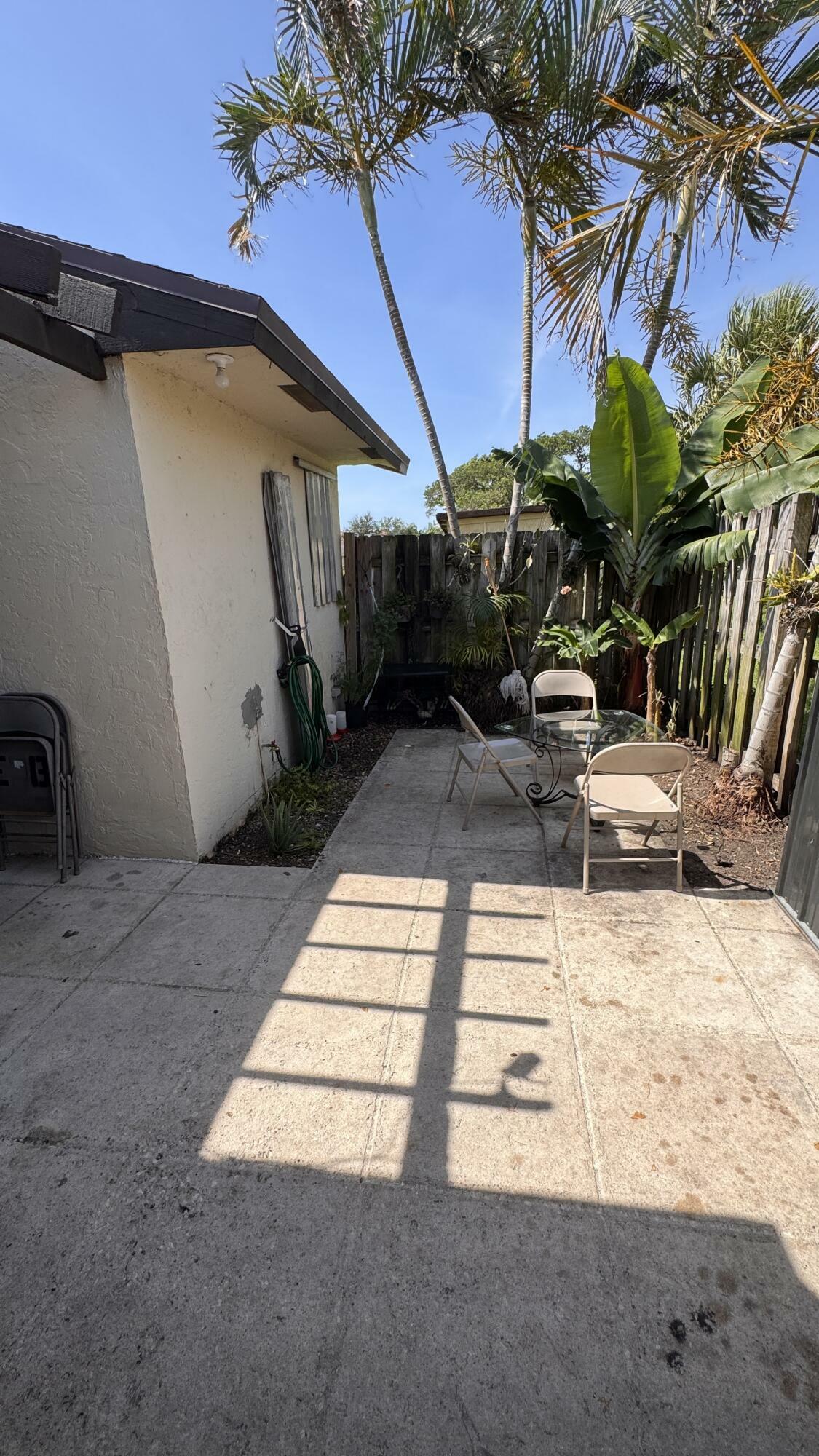 Property Photo: 1301 Waterview Circle FL 33461