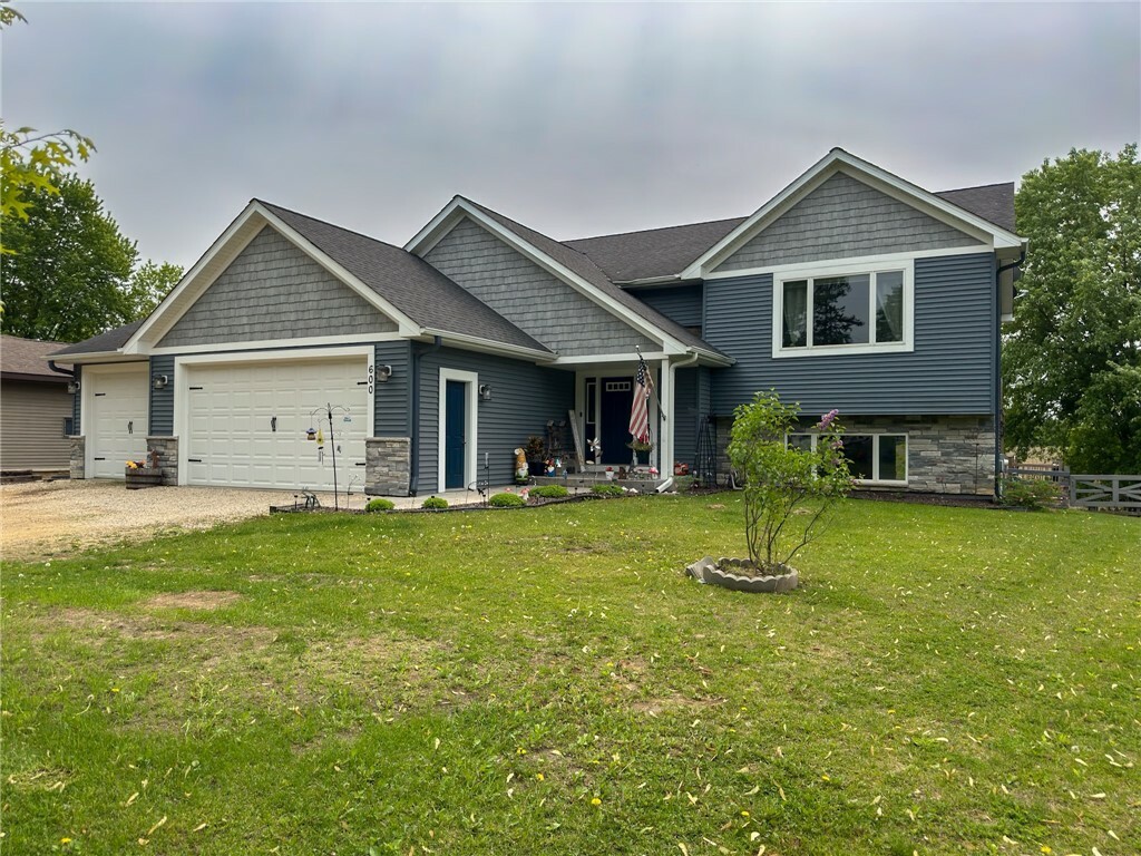 Property Photo: 600 Main Street WI 54027