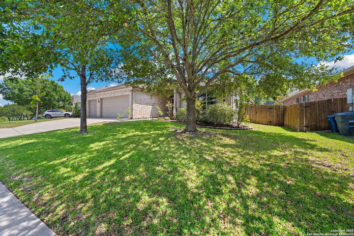 Property Photo: 817 Walzem Mission TX 78132