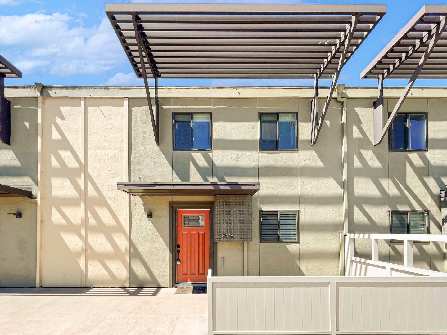 Property Photo:  3206 Admiralty Lane  CA 94404 