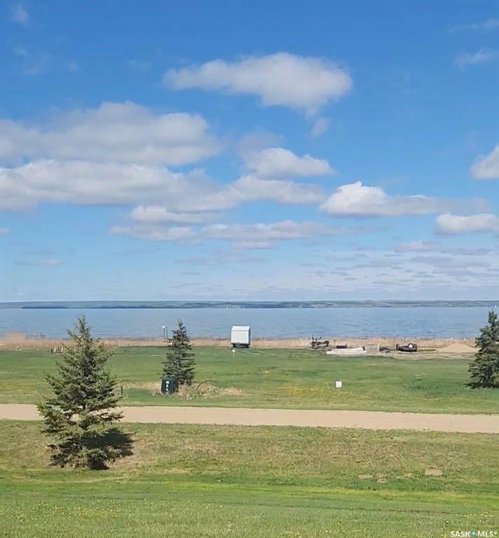 Property Photo: 780 Lakeshore Drive SK S0M 1X0