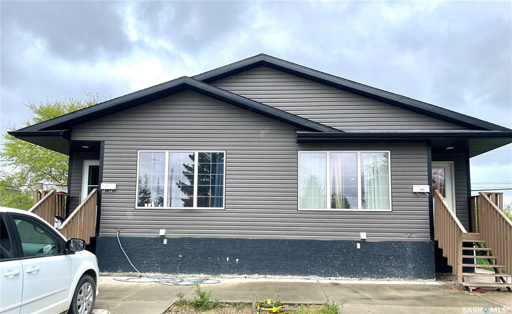 301/303 30th Street  Battleford SK S0M 0E0 photo