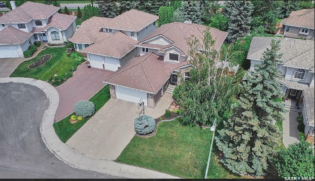 Property Photo: 640 Braeside View SK S7V 1A7