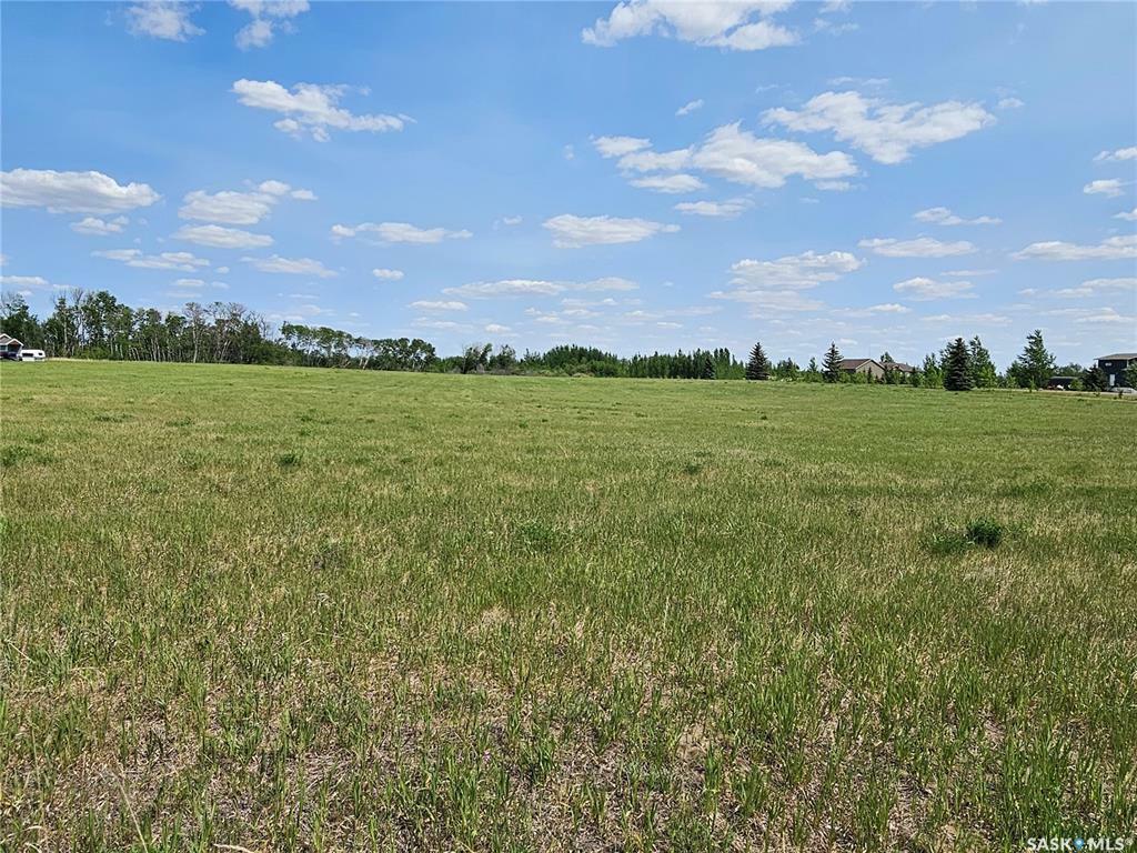 Property Photo:  24 Elkwood Estates  SK S0K 1K0 