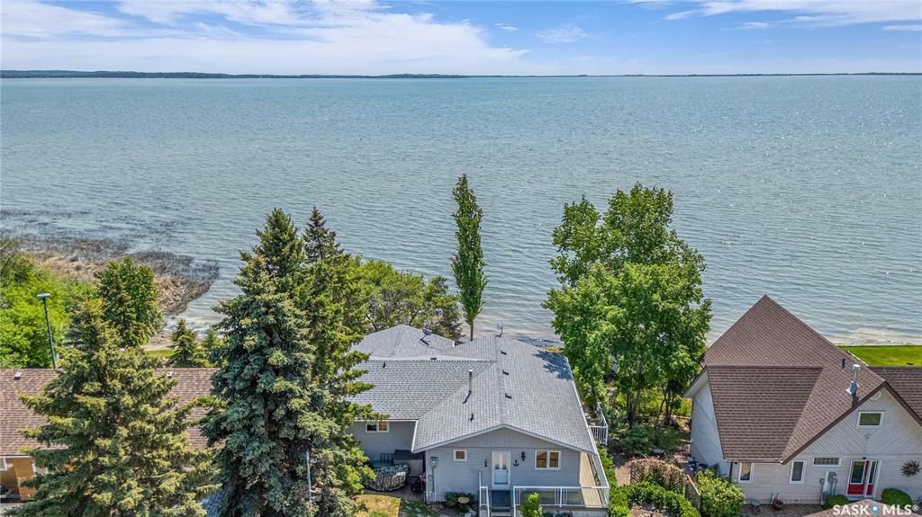 Property Photo:  64 Lake Avenue  SK S0M 1X0 