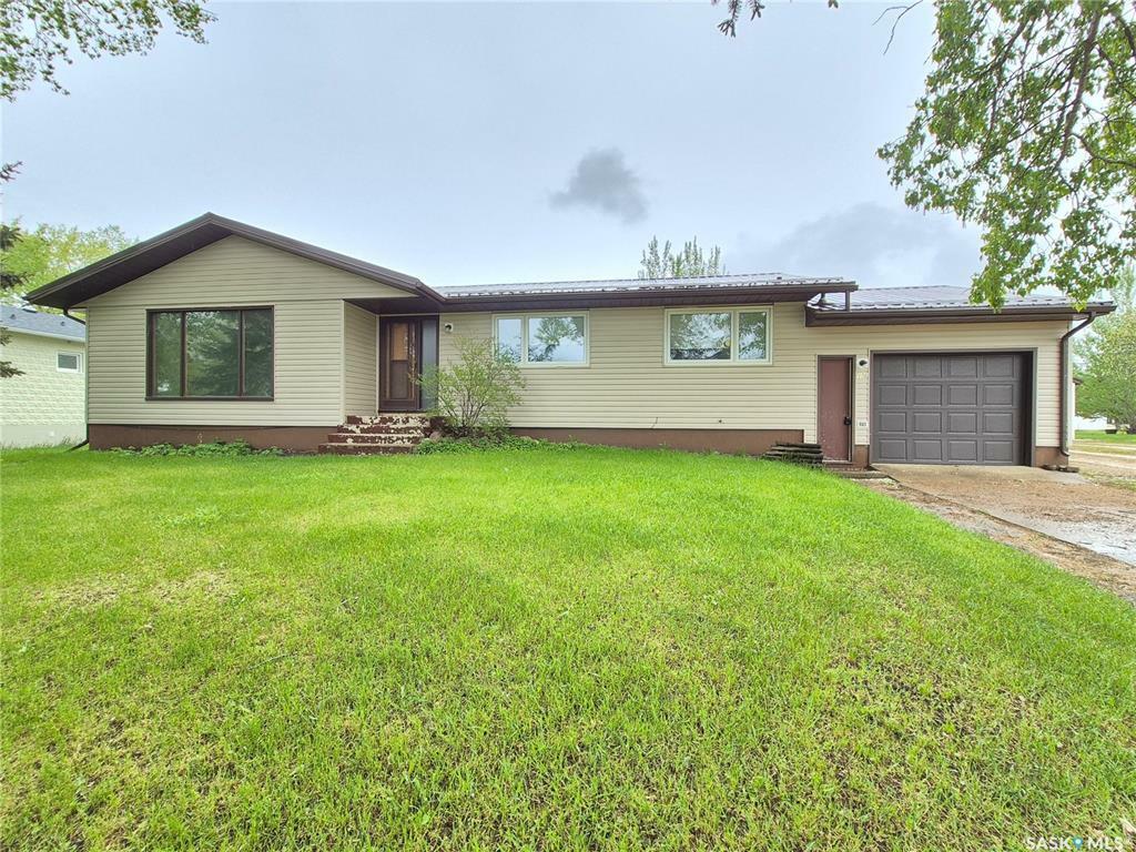 Property Photo: 106 Keeler Street SK S0C 2C0