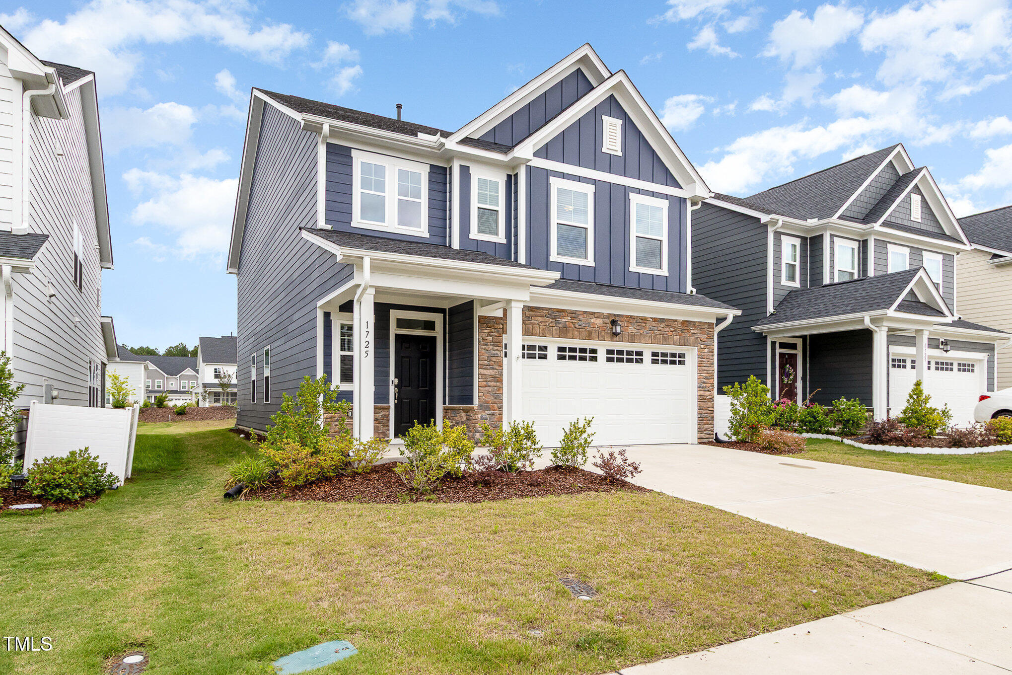 Property Photo: 1725 Winter Jasmine Lane NC 27587