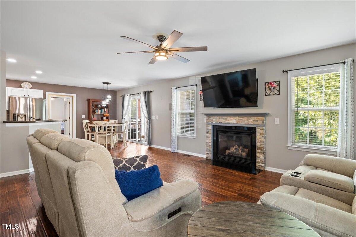 Property Photo: 947 Middle Ground Avenue NC 27571