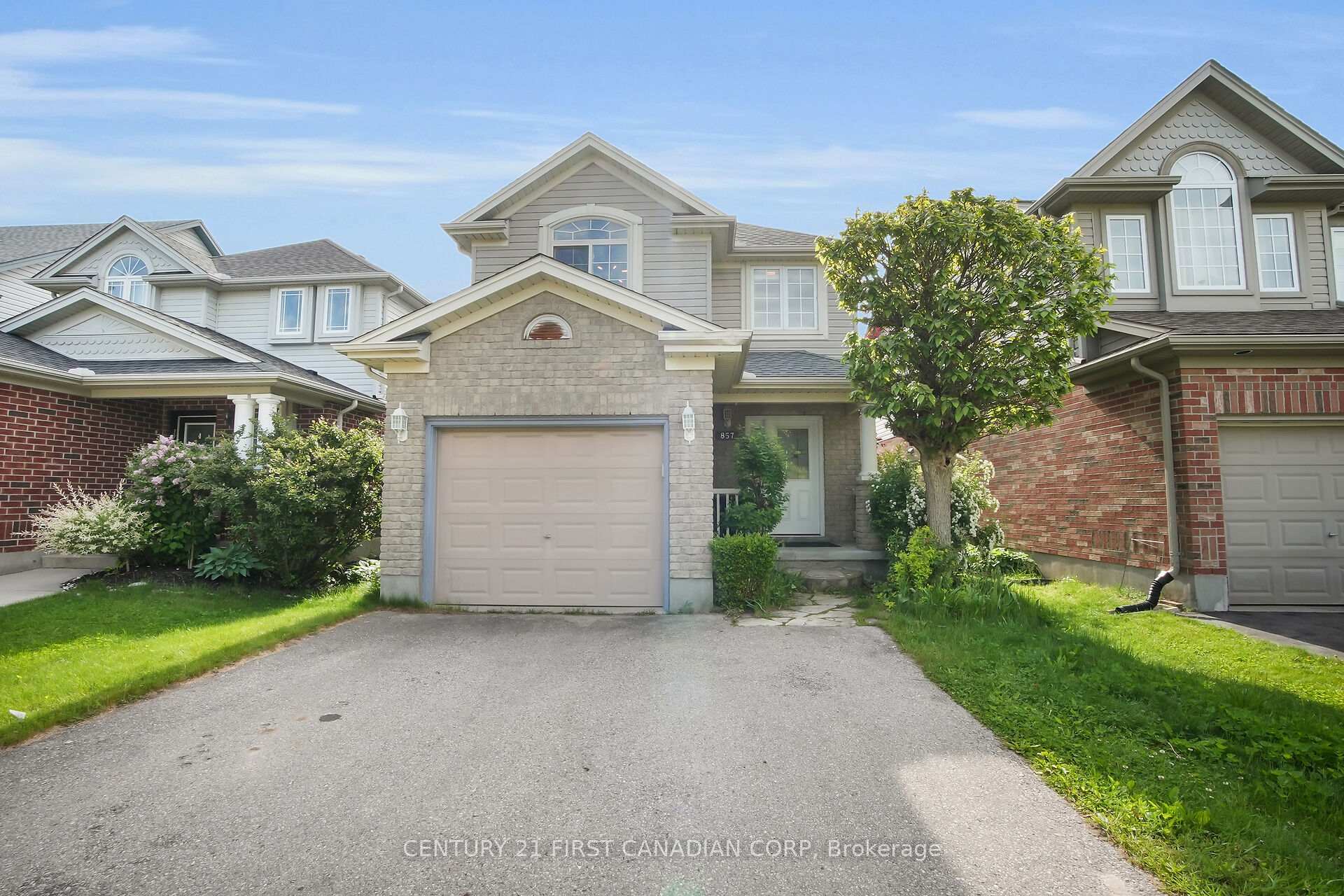 Property Photo: 857 Whetherfield Street ON N6H 5T7