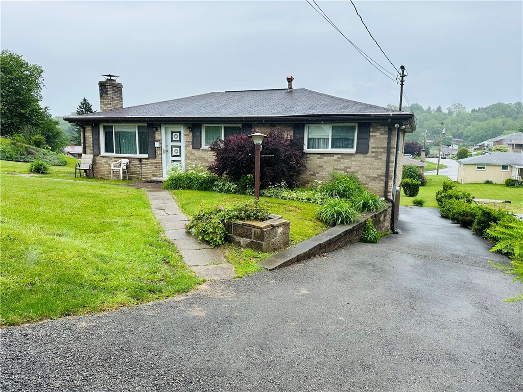 Property Photo: 1026 Jefferson Ave PA 15644