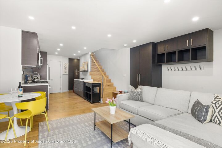 Property Photo:  250 S Original Street B  CO 81611 