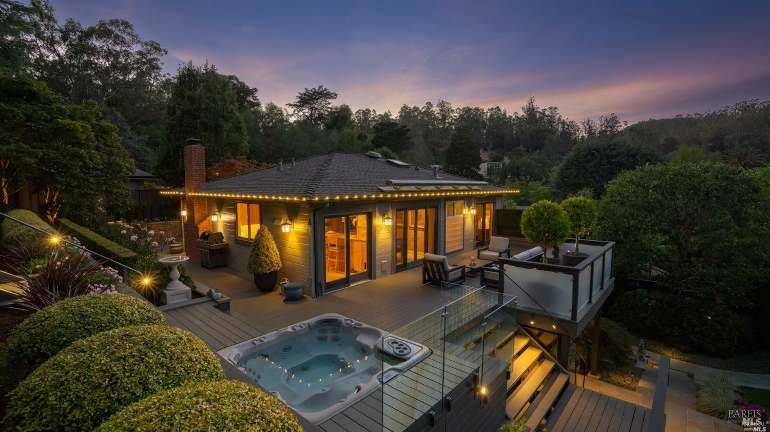 Property Photo: 31 Ray Court CA 94901