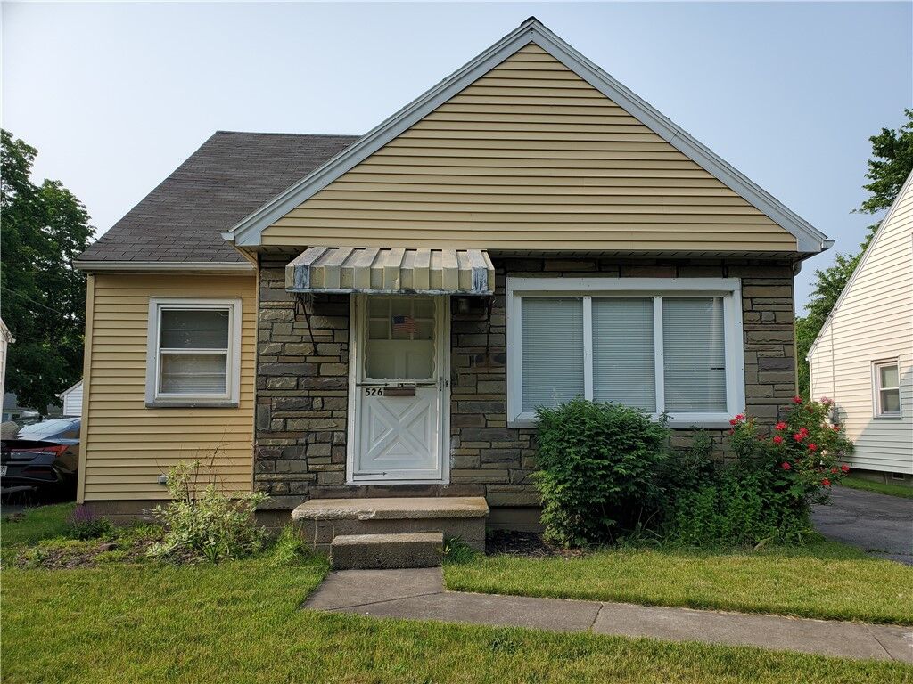 Property Photo: 526 Winchester Street NY 14615