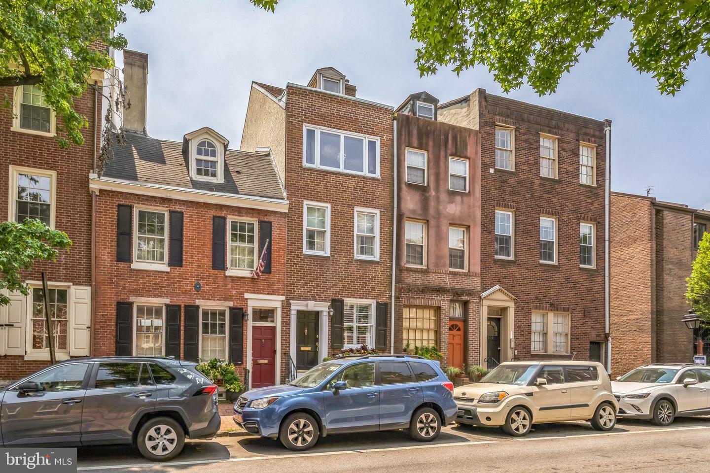 Property Photo:  610 Pine Street  PA 19106 