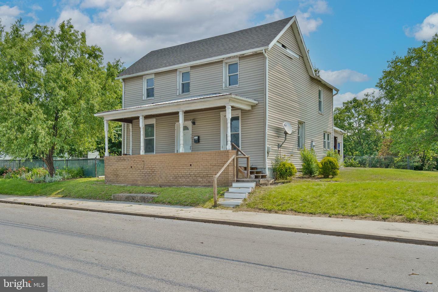 Property Photo: 111 N High Street WV 25404