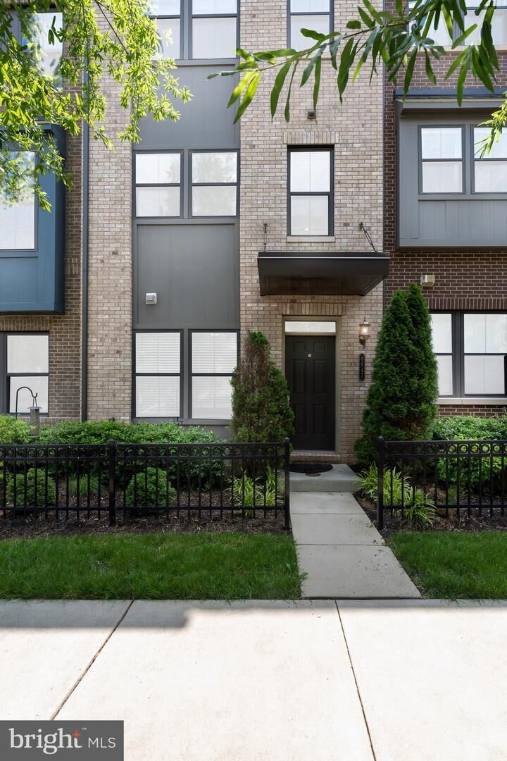 Property Photo:  6647 Rhode Island Avenue  MD 20737 