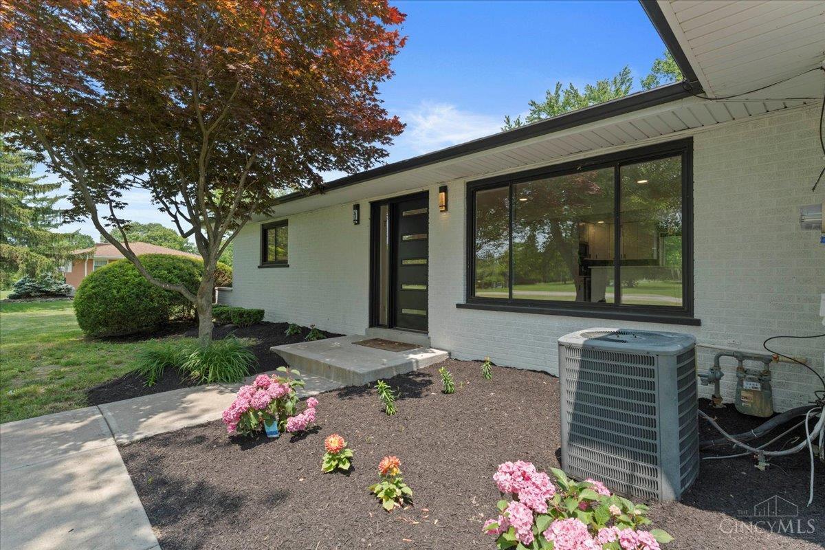 Property Photo: 10047 Humphrey Road OH 45242