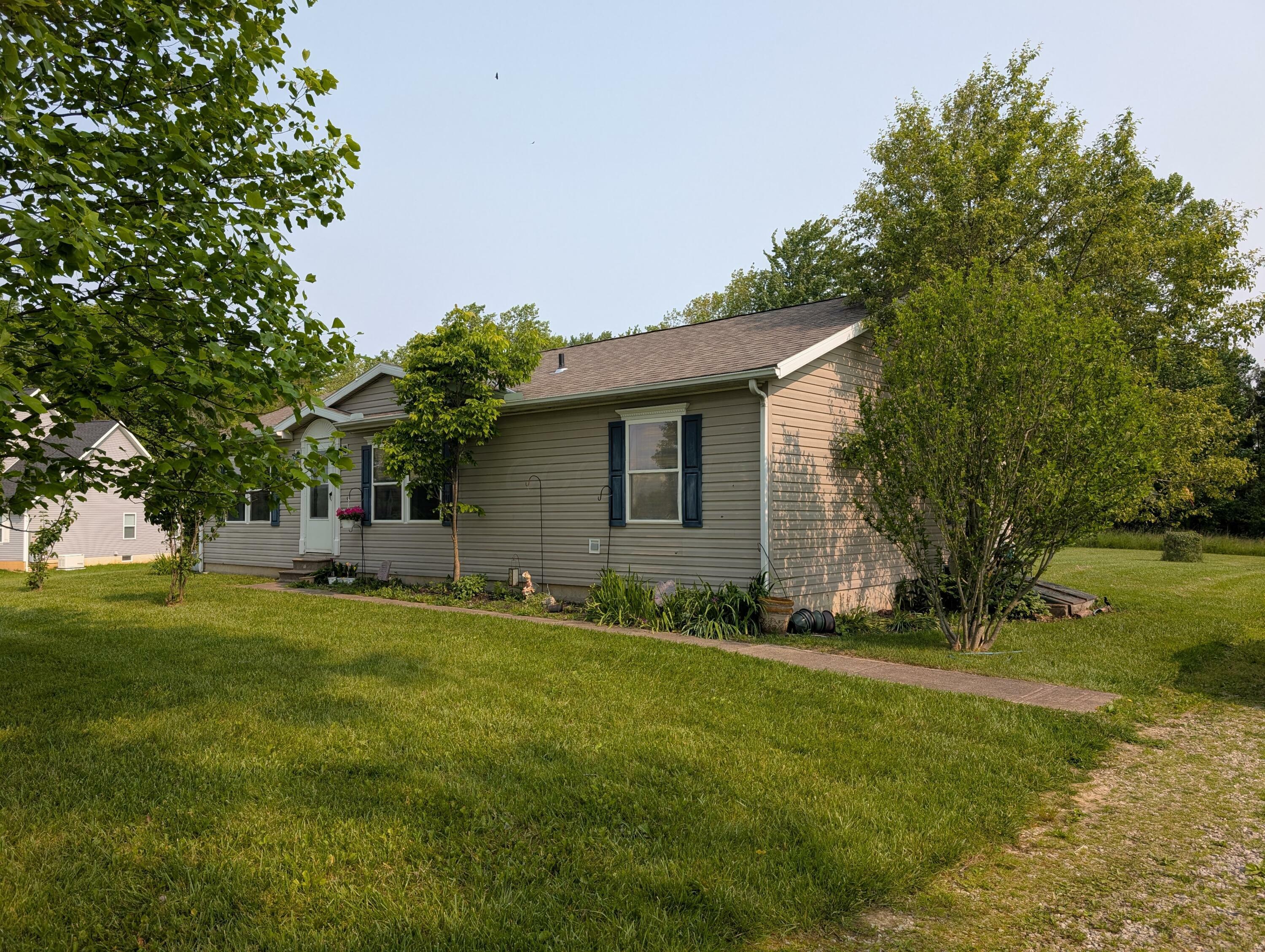 Property Photo: 7326 State Route 19 OH 43338