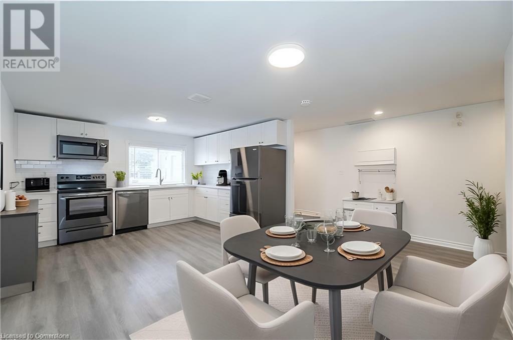 Property Photo: 1406 King Street North B ON N0B 2N0