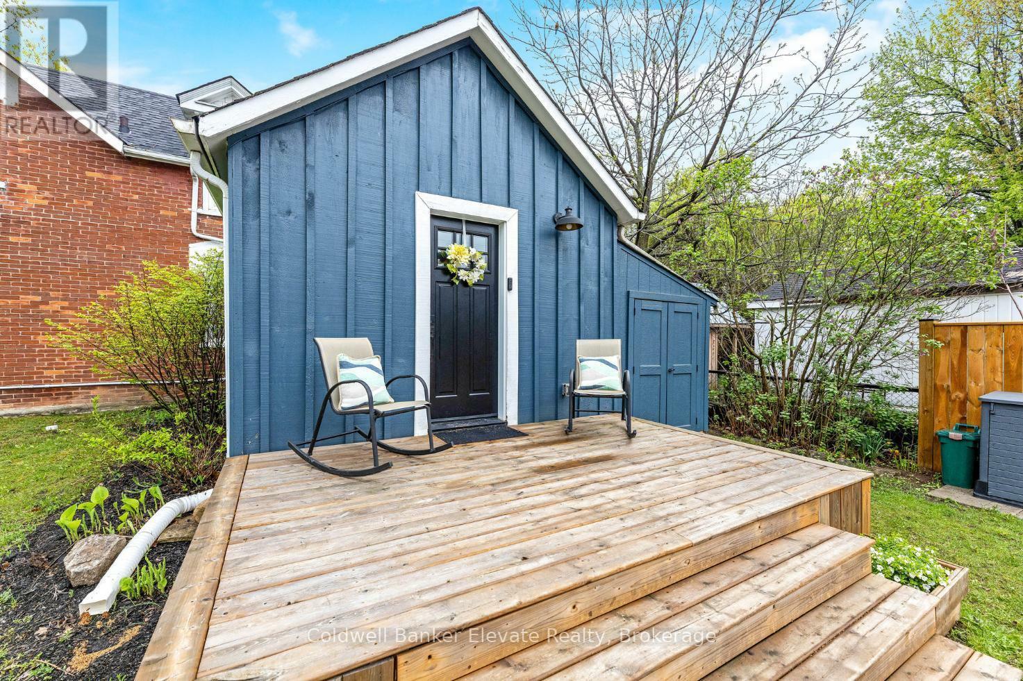 Property Photo: 243 Queen Street East ON L7J 1P7