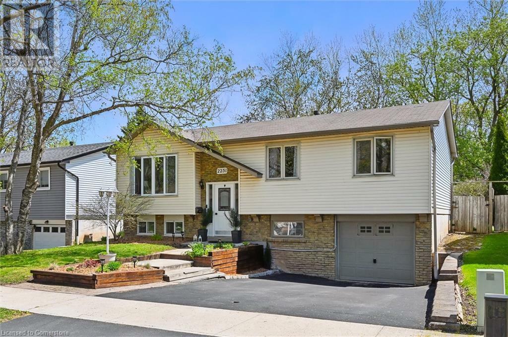 Property Photo: 2251 Ingersoll Drive ON L7P 3L1