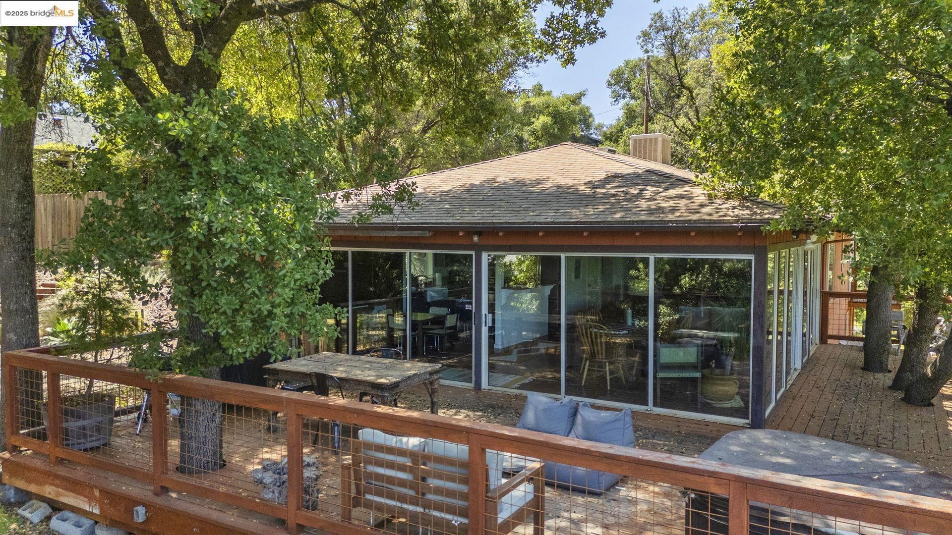 Property Photo: 20571 Eureka Dr CA 95370