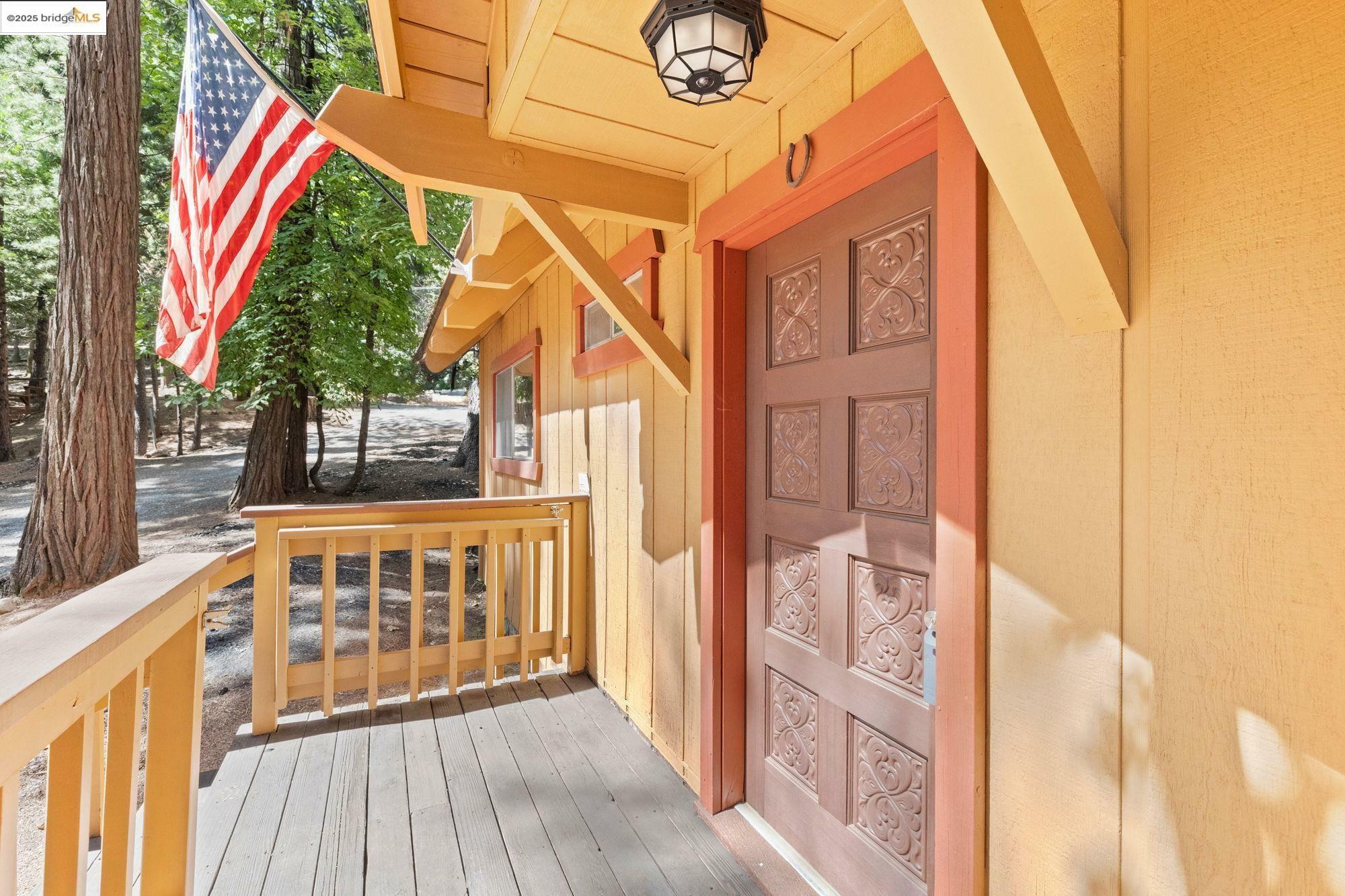 Property Photo: 24258 Awahanee Rd CA 95370