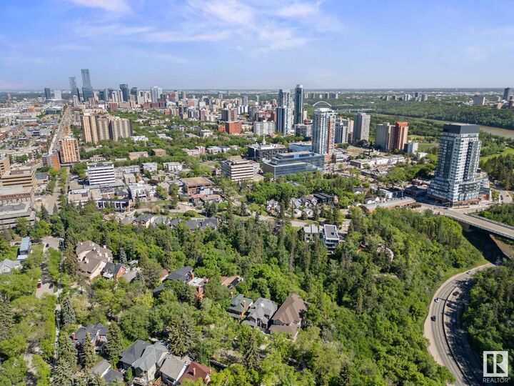 Property Photo:  10317 Villa Avenue NW  AB T5N 3T8 