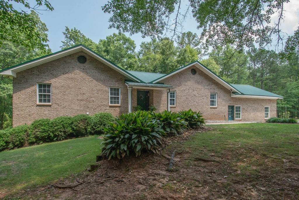 Property Photo: 2235 West Road GA 30292