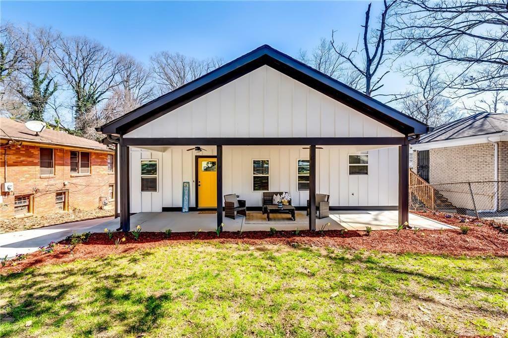 Property Photo: 236 Barfield Avenue SW GA 30310