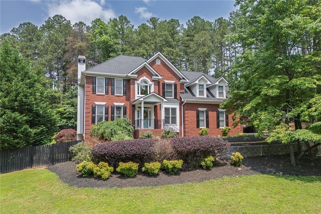 Property Photo:  321 Ridge Court  GA 30107 