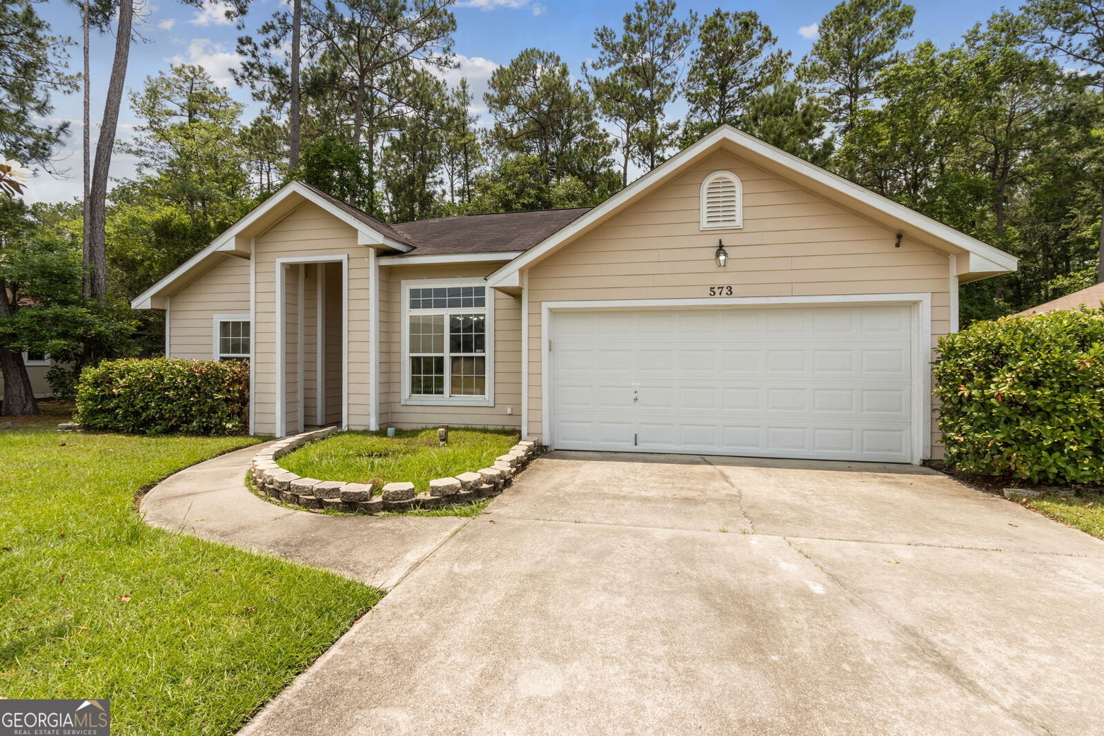 Property Photo: 573 Henrietta Street GA 31548
