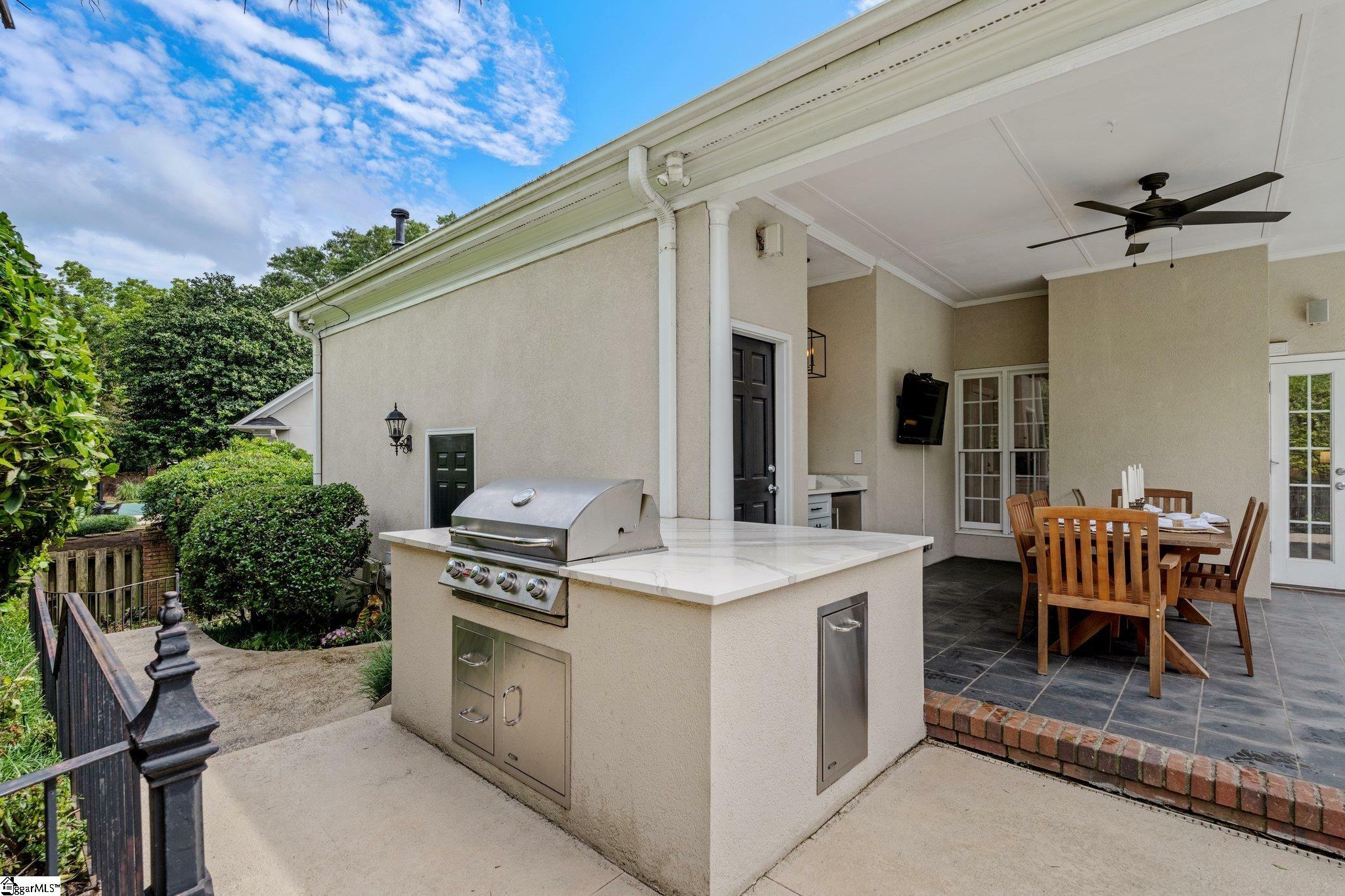 Property Photo: 39 Harvest Court SC 29601