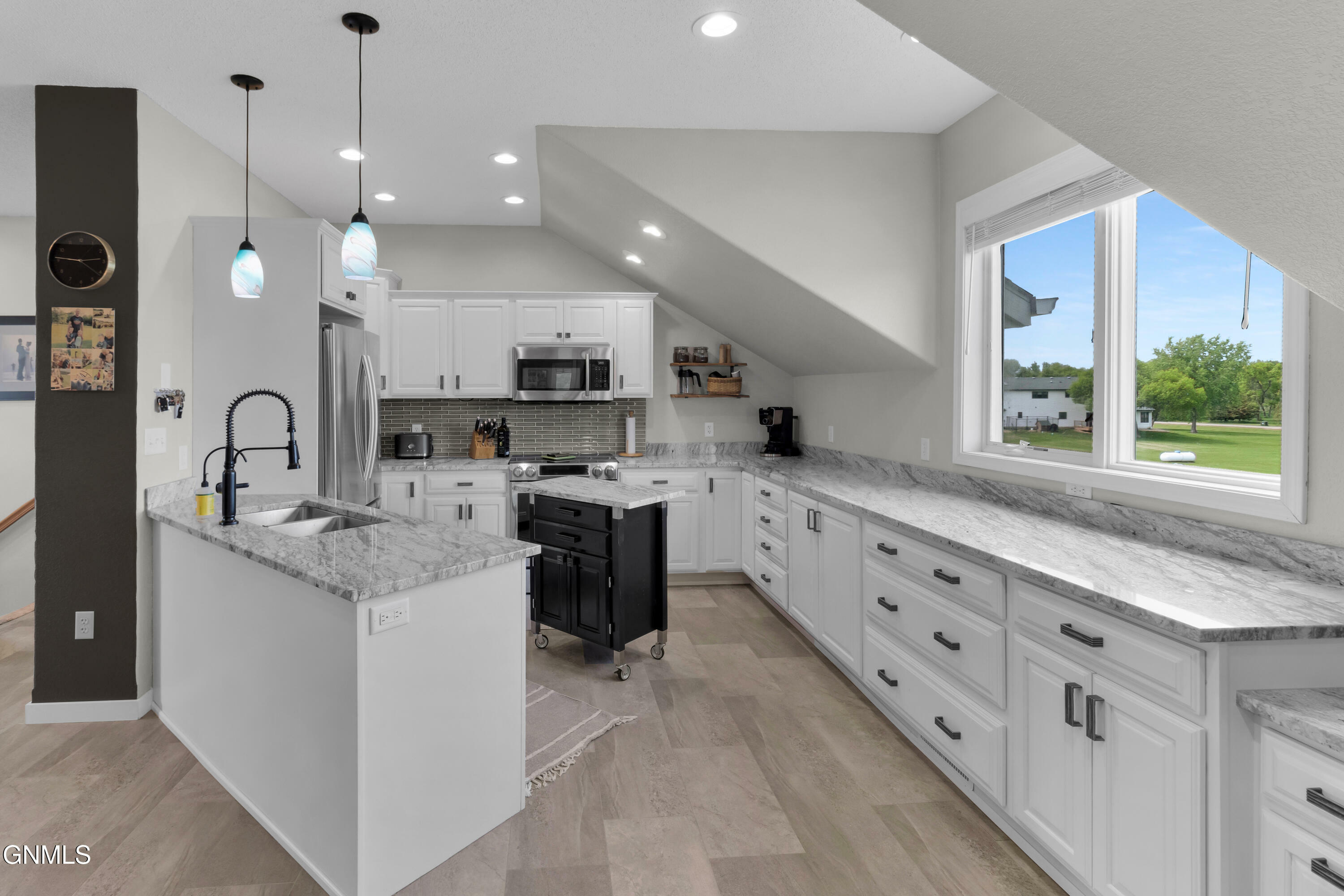 Property Photo: 8600 S Fork ND 58504