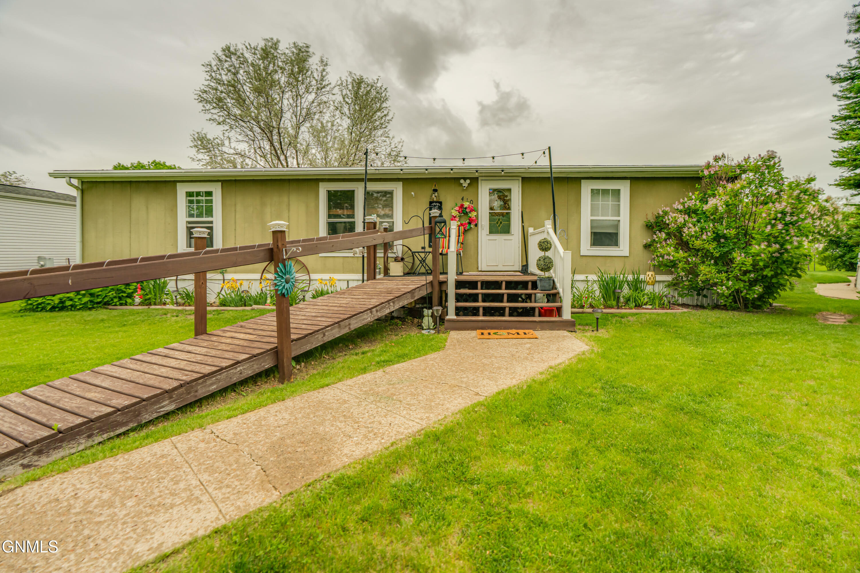 2500 Centennial Road 410  Bismarck ND 58503 photo