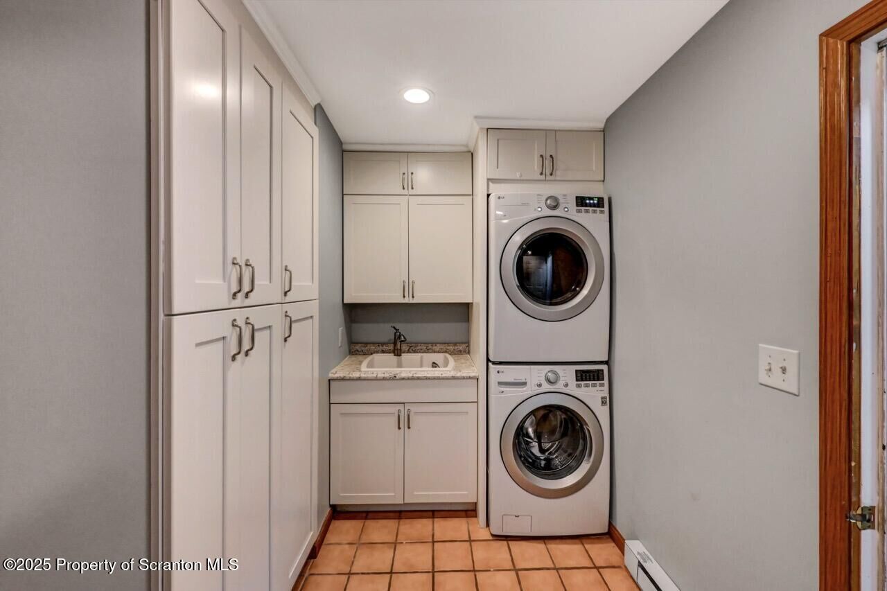 Property Photo:  197 S Lake Drive  PA 18624 